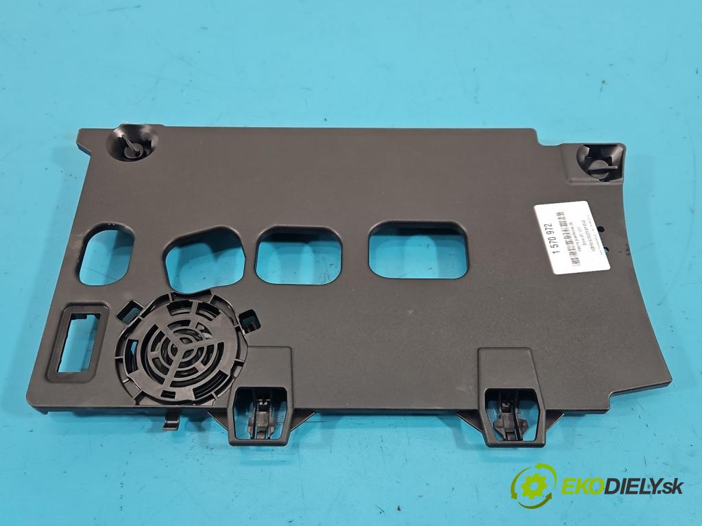 Bmw iX1 U11 0.0 elektrický: 272 hp automatic 200 kW 1 cm3 5- kryt plastová 2587829X