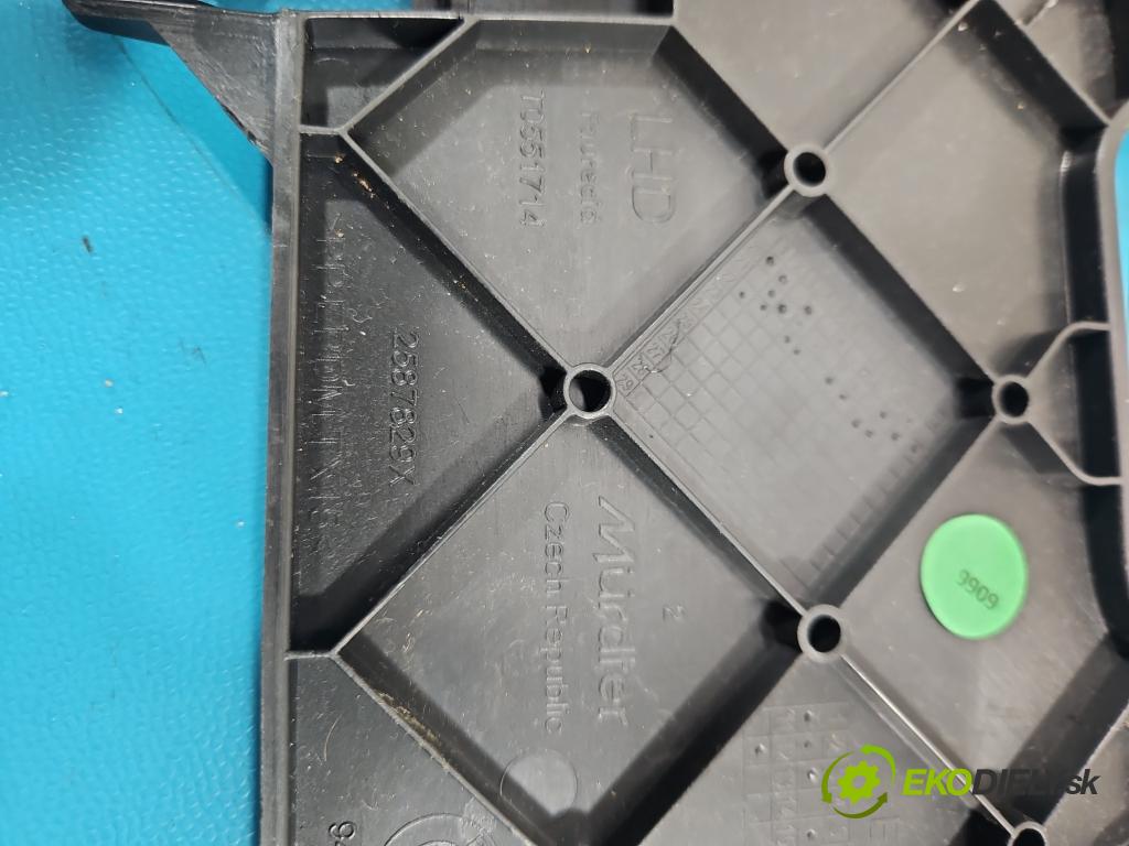 Bmw iX1 U11 0.0 elektrický: 272 hp automatic 200 kW 1 cm3 5- kryt plastová 2587829X