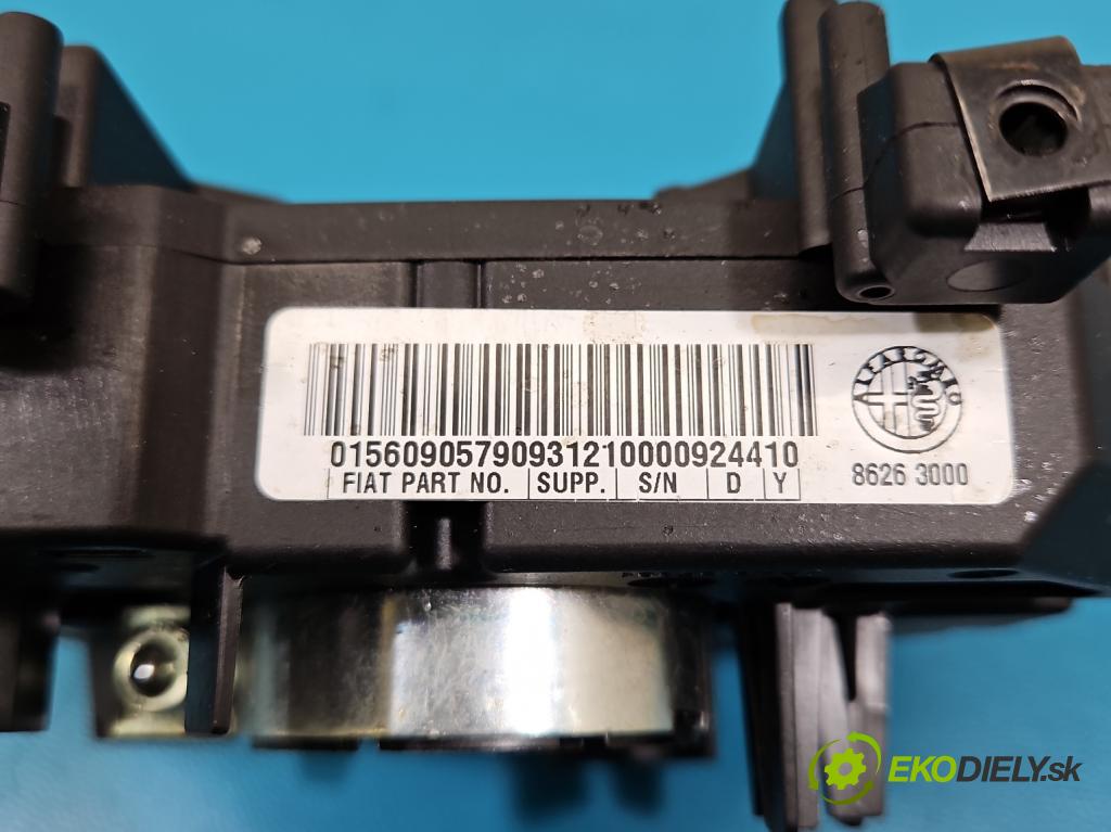 Alfa romeo Giulietta 1.6 jtd 105 hp manual 77 kW 1598 cm3 5- Přepínač sdružený 01560905790 (Páčky pod volantem)