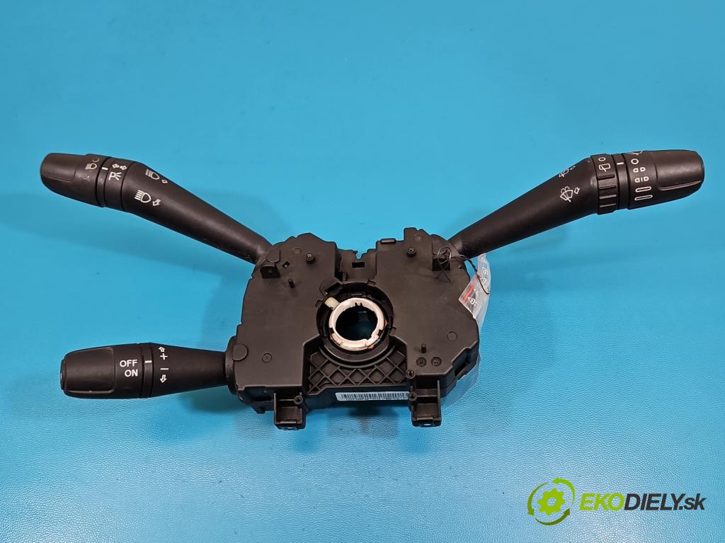 Alfa romeo Giulietta 1.6 jtd 105 hp manual 77 kW 1598 cm3 5- Přepínač sdružený 01560905790 (Páčky pod volantem)