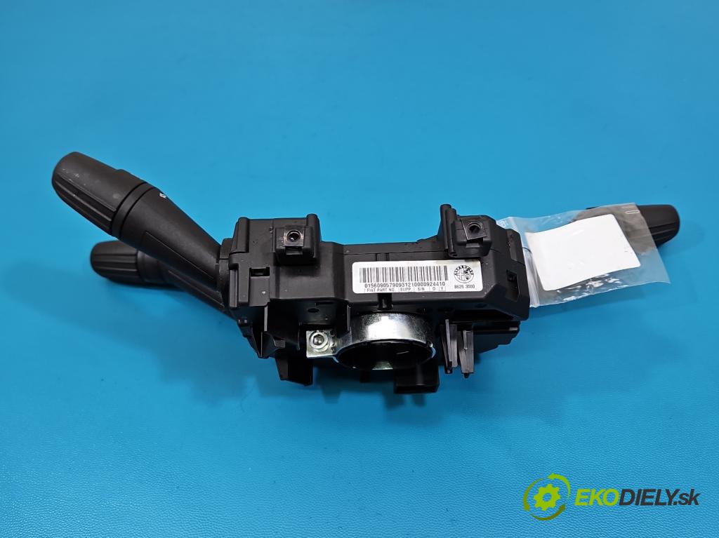 Alfa romeo Giulietta 1.6 jtd 105 hp manual 77 kW 1598 cm3 5- Přepínač sdružený 01560905790 (Páčky pod volantem)