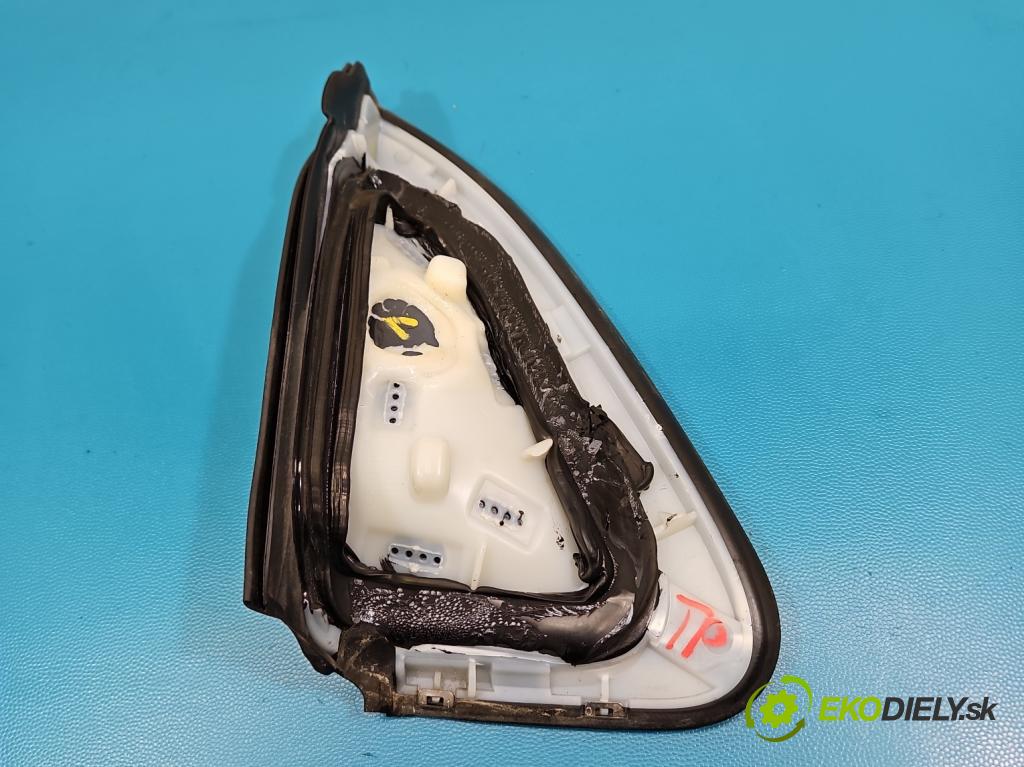 Renault Clio V 2019- 1.0 91 KM automatic 67 kW 999 cm3 5- kryt plast