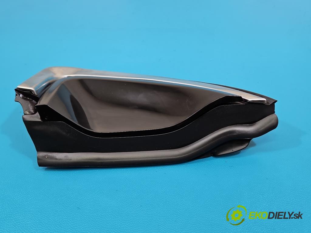 Renault Clio V 2019- 1.0 91 KM automatic 67 kW 999 cm3 5- kryt plast