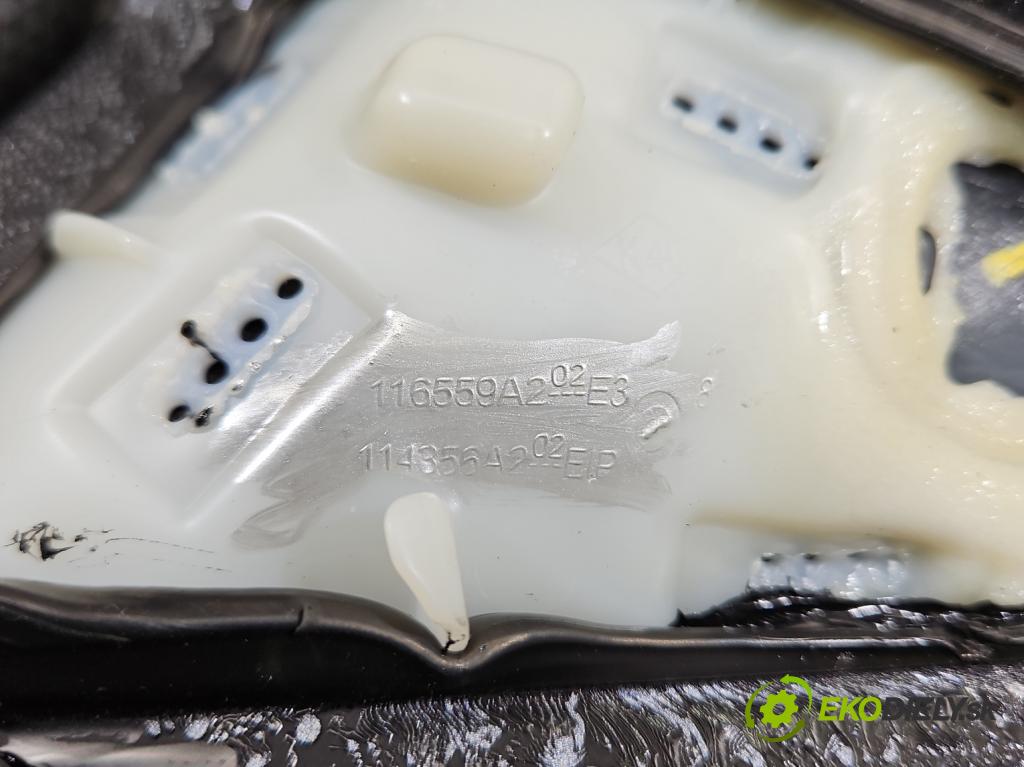 Renault Clio V 2019- 1.0 91 KM automatic 67 kW 999 cm3 5- kryt plast