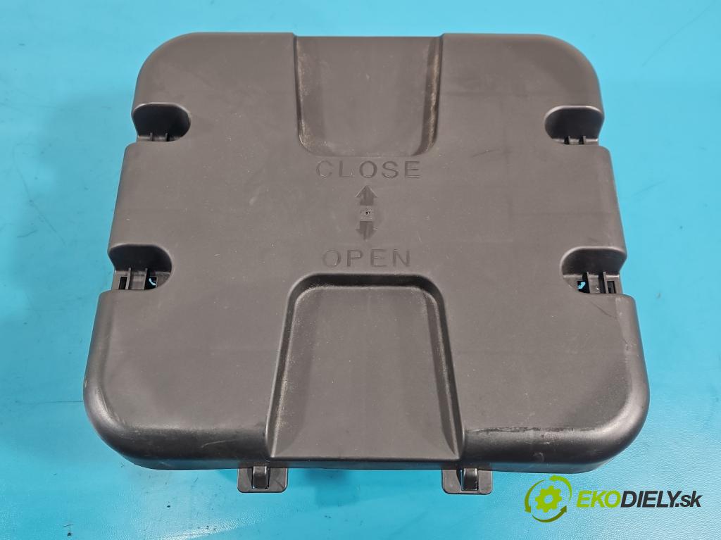 Renault Clio V 2019- 1.0 91 KM automatic 67 kW 999 cm3 5- kastlík 997501153R