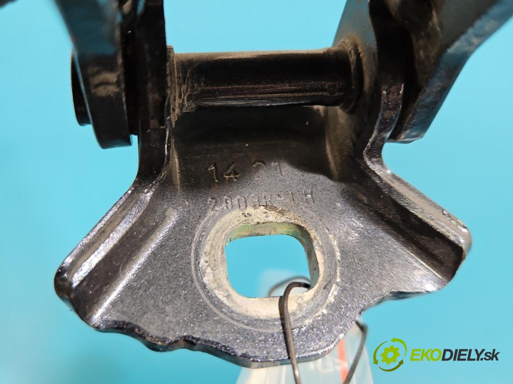 Renault Clio V 2019- 1.0 91KM automatic 67 kW 999 cm3 5- Závěs: dveře přední levý