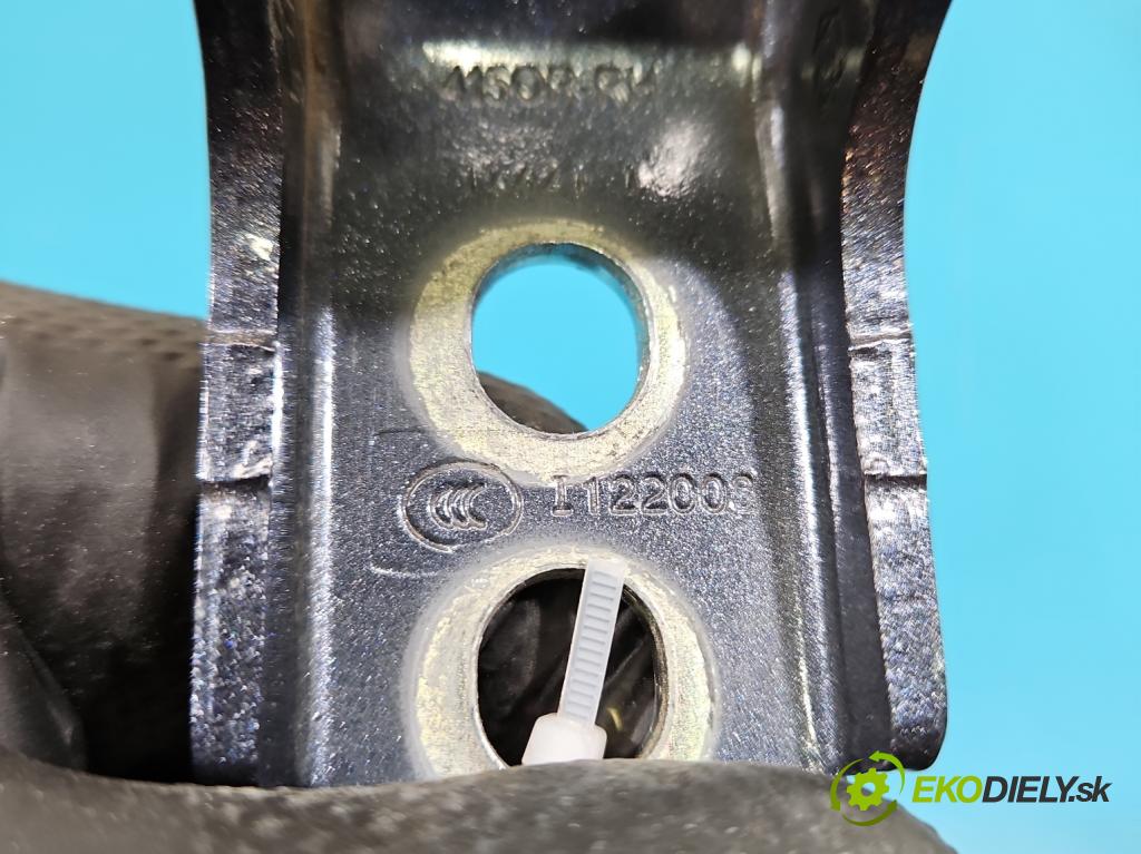 Renault Clio V 2019- 1.0 91KM automatic 67 kW 999 cm3 5- Závěs: dveře zadní pravý