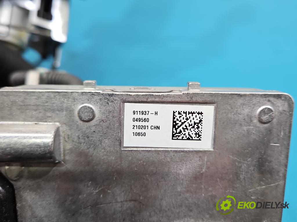 Renault Clio V 2019- 1.0 91 KM automatic 67 kW 999 cm3 5- čerpadlo posilovač 488105525R (Servočerpadlo)