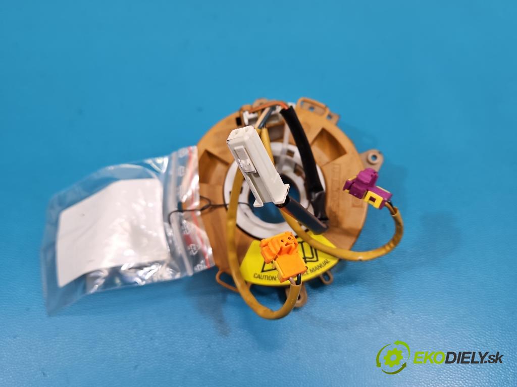 Alfa romeo Giulietta 1.6 jtd 105 HP manual 77 kW 1598 cm3 5- Páska: airbag  (Airbag)