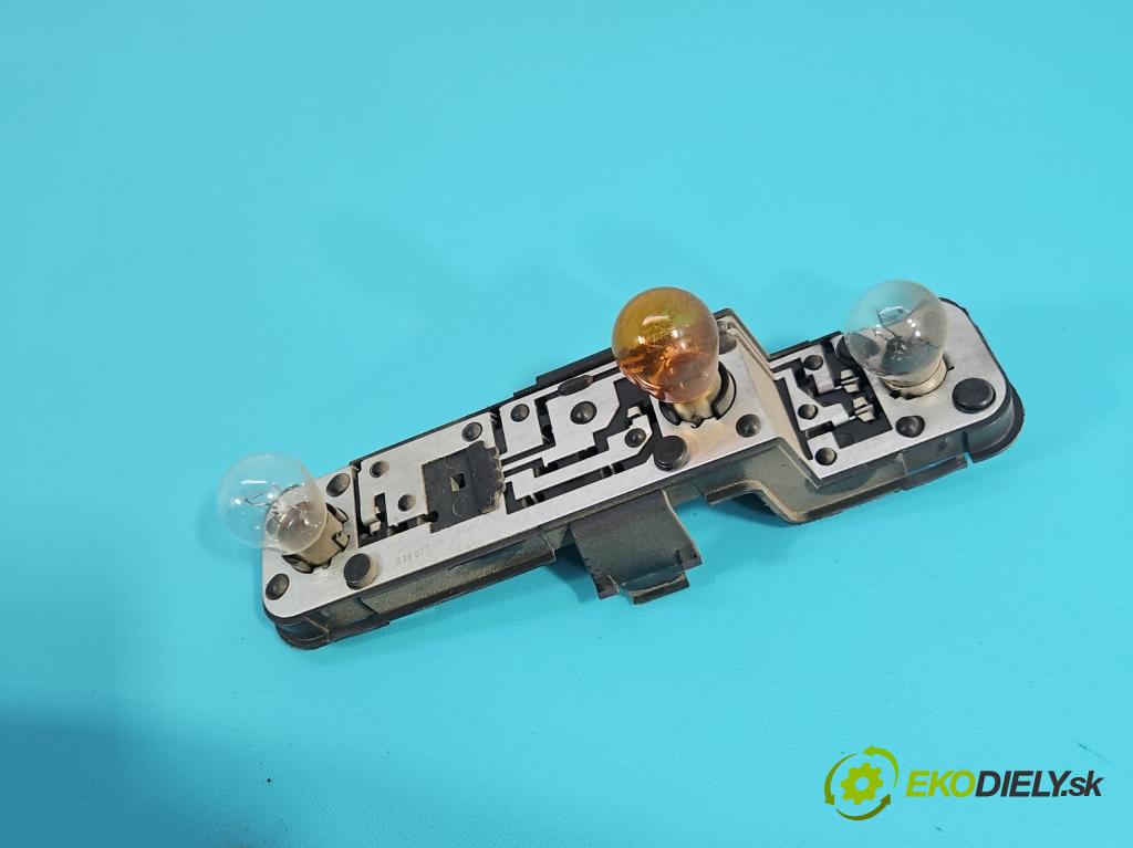 Nissan Almera N16 2000-2006 1.5 16V 90 HP manual 66 kW 1498 cm3 3- svetlo / reflektor zadné ľavé  (Kľučka dverí ostatné)