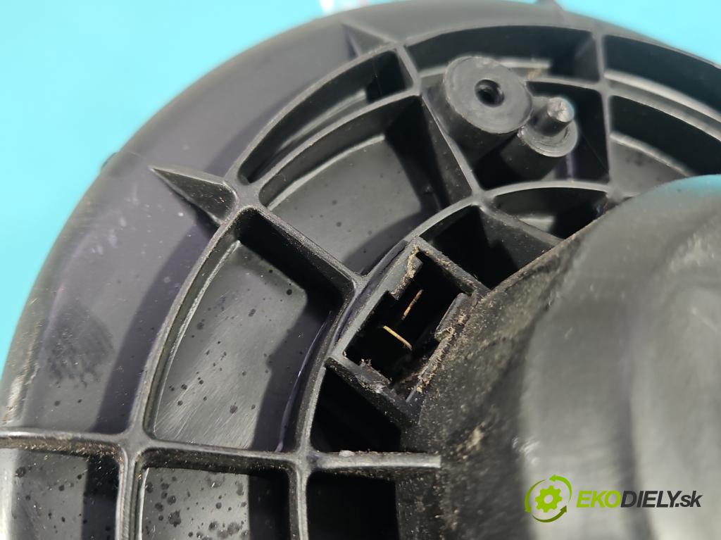 Nissan Almera N16 2000-2006 1.5 16V 90 HP manual 66 kW 1498 cm3 3- ventilátor vzduchu 27200BN