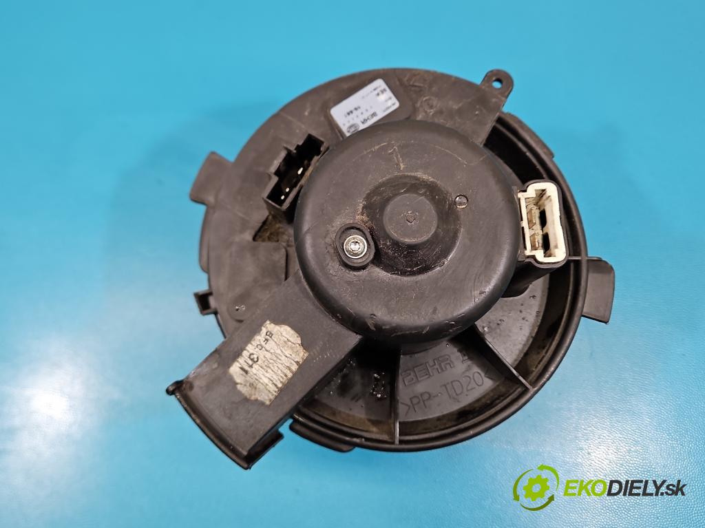 Citroen Xsara Picasso 1.8 16V 116 HP manual 85 kW 1749 cm3 5- ventilátor vzduchu