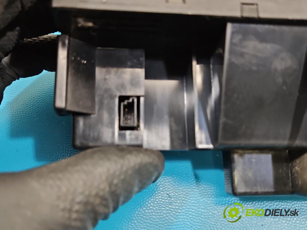 Bmw 5 E39 1996-2003 2.5 R6 170 hp automatic 125 kW 2494 cm3 4- palubní deska panel topení 8377546