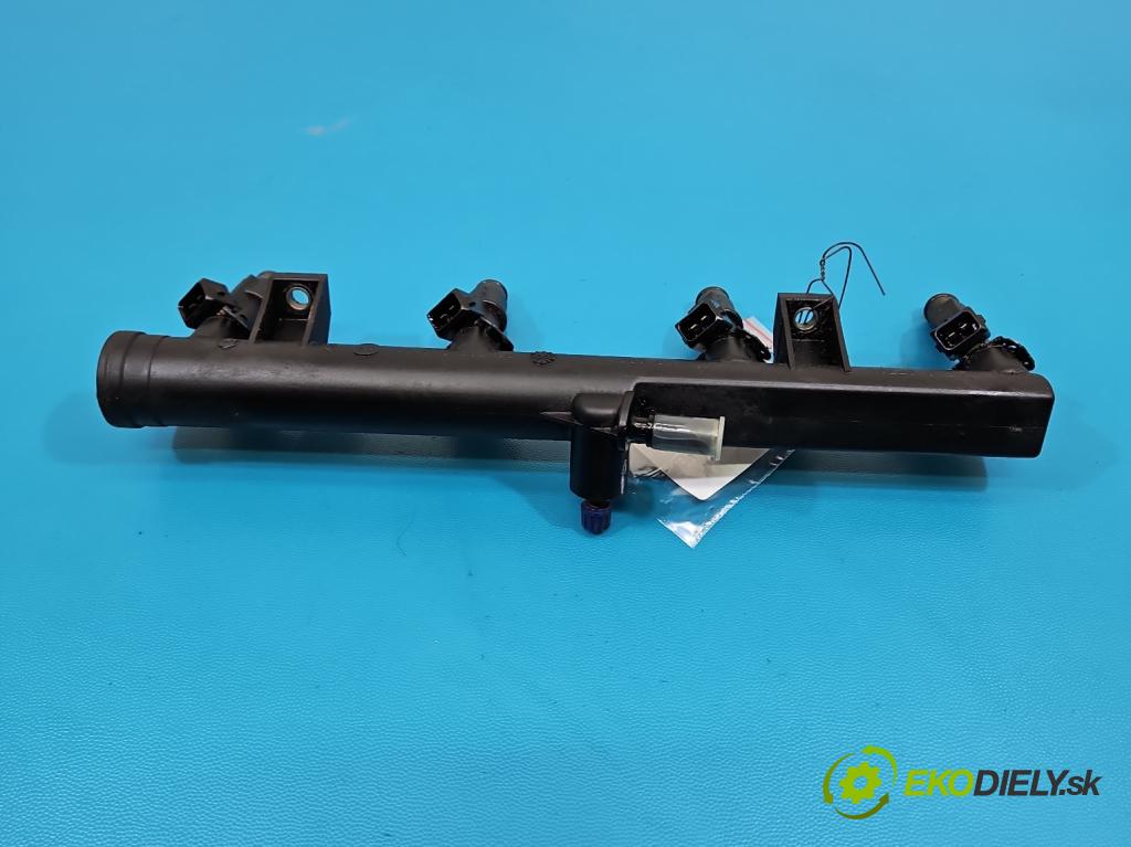 Citroen Xsara Picasso 1.8 16V 116 HP manual 85 kW 1749 cm3 5- vstrek 01F005A (Vstrekovač paliva)