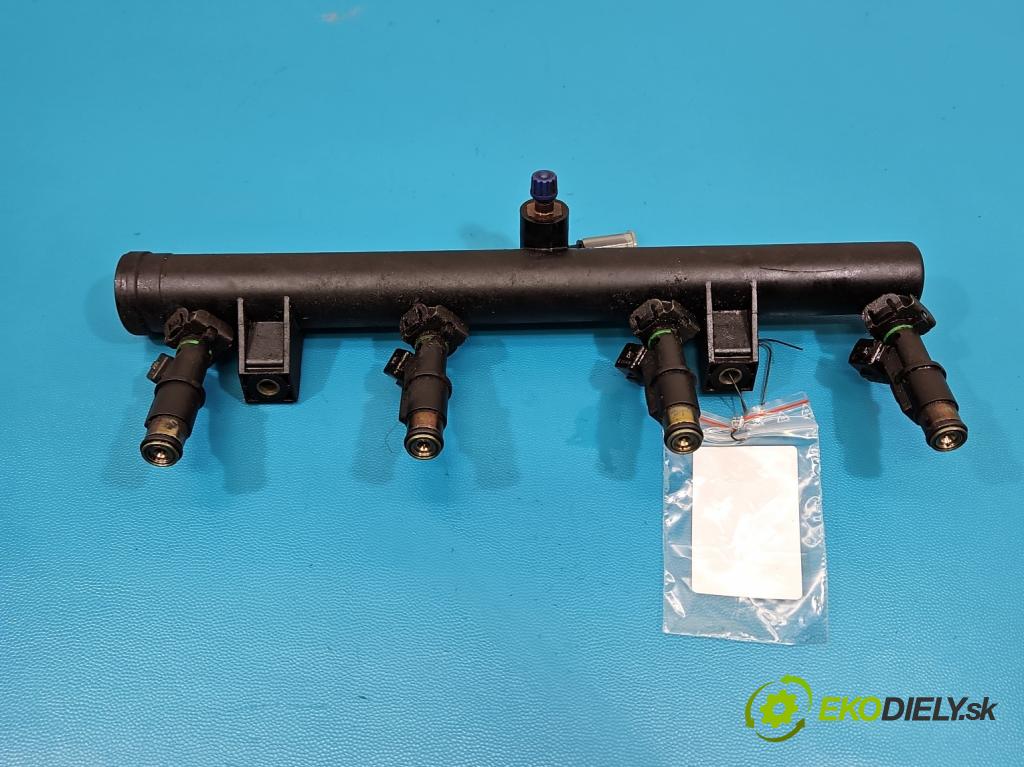 Citroen Xsara Picasso 1.8 16V 116 HP manual 85 kW 1749 cm3 5- vstrek 01F005A (Vstrekovač paliva)