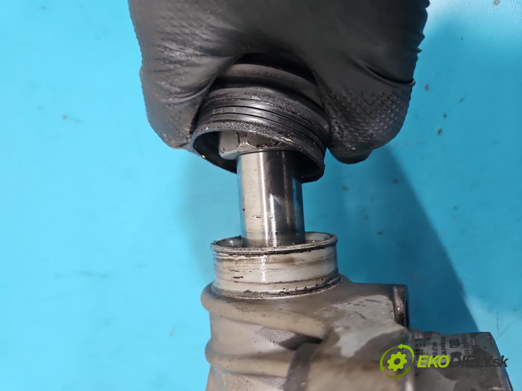 Vw Scirocco II 2008-2017 1.4 TSI 160 HP manual 118 kW 1390 cm3 3- Ozubené kolo: volant 1K1423051ED