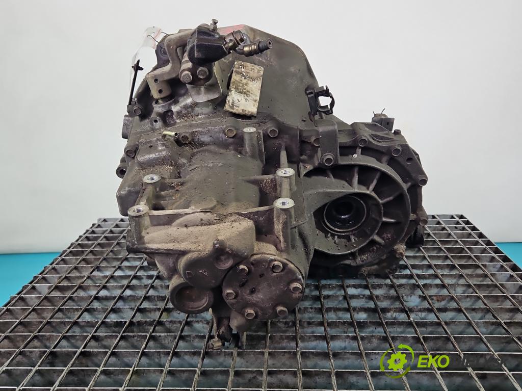 Nissan Almera N16 2000-2006 1.5 16V 90 hp manual 66 kW 1498 cm3 3- převodovka stupňová manual 4M40