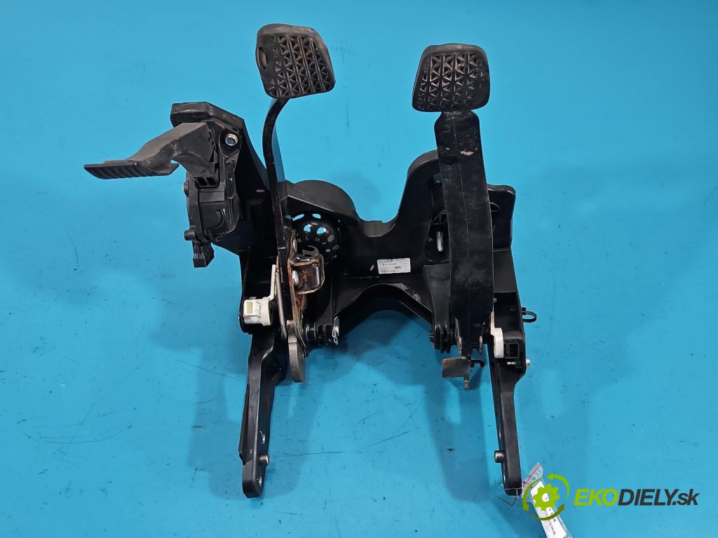 Opel Astra IV 2009-2015 1.7 cdti 125 hp manual 92 kW 1686 cm3 5- pedály GPV009765