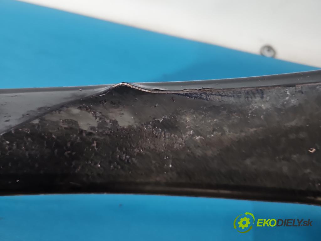 Vw Scirocco II 2008-2017 1.4 TSI 160 HP manual 118 kW 1390 cm3 3- blatník predné pravý  (Kľučka dverí ostatné)