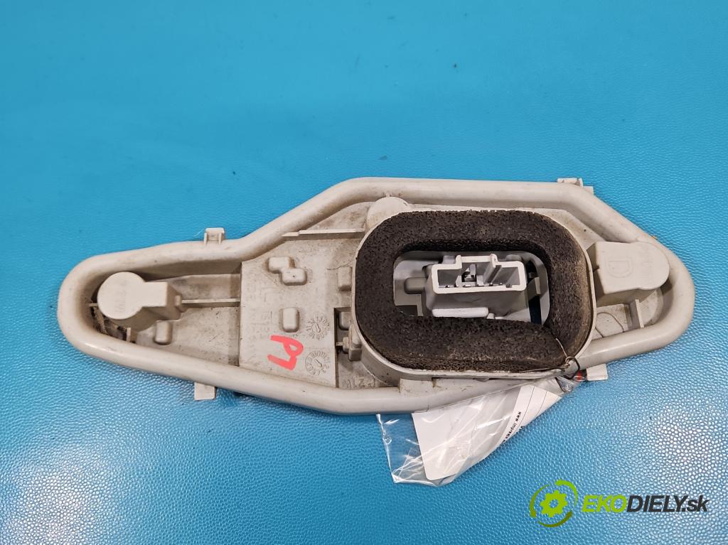 Citroen Berlingo II 2008-2018 1.6 hdi 90 hp manual 66 kW 1560 cm3 5- světlo zadní pravé  (Klika dveří ostatní)