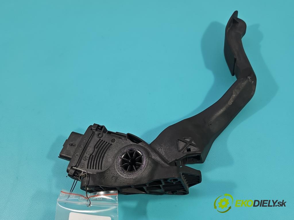 Citroen C3 III 2016-2024 1.2 12V 110 hp manual 81 kW 1199 cm3 5- pedal plyn: potenciometr: 9835904480