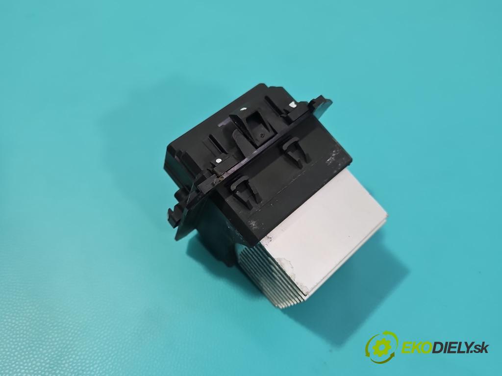 Citroen C3 III 2016-2024 1.2 12V 110 hp manual 81 kW 1199 cm3 5- rezistor 9286870-01