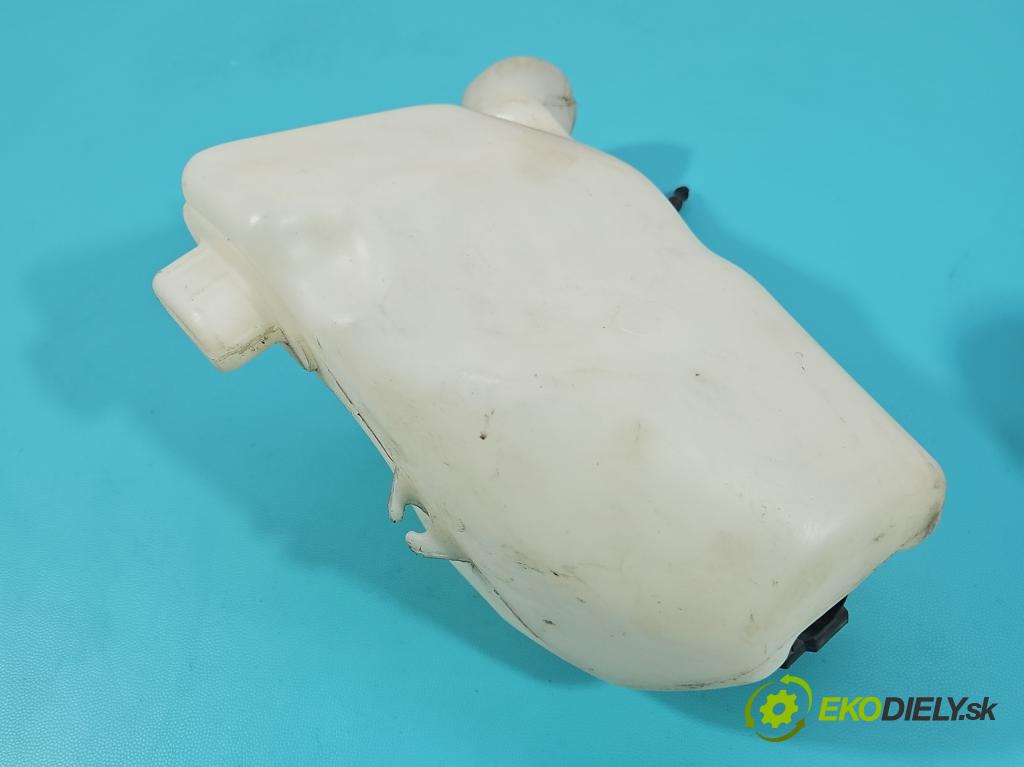 Citroen C3 III 2016-2024 1.2 12V 110 HP manual 81 kW 1199 cm3 5- nádržka tekutina: ostrekovačov 968398868000