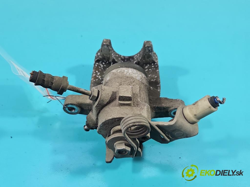 Citroen C3 III 2016-2024 1.2 12V 110 HP manual 81 kW 1199 cm3 5- brzdič zadné pravý  (Kľučka dverí ostatné)