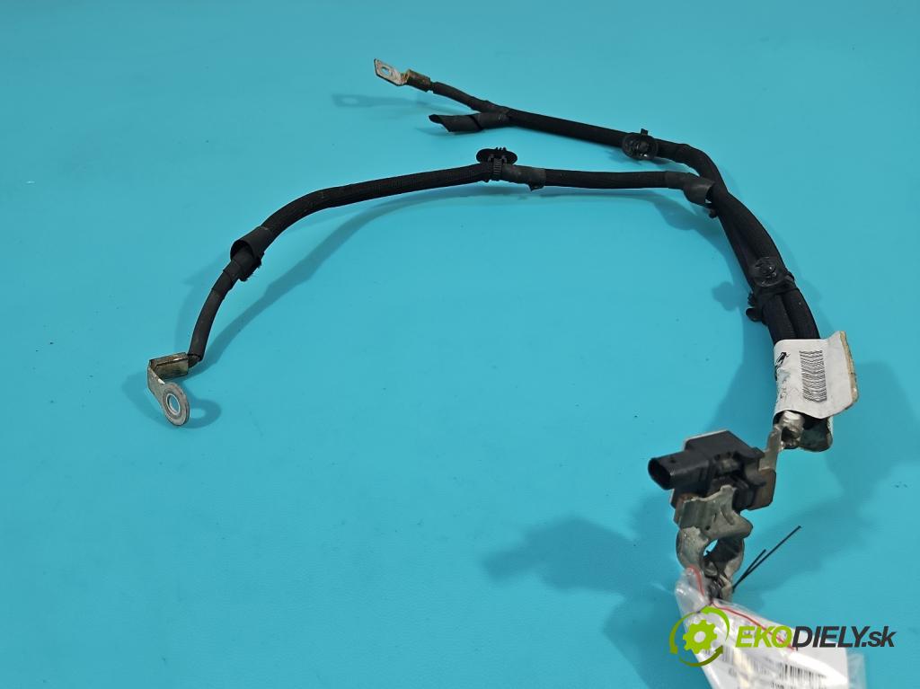 Citroen C3 III 2016-2024 1.2 12V 110 hp manual 81 kW 1199 cm3 5- kontakt mínus: 9842629180