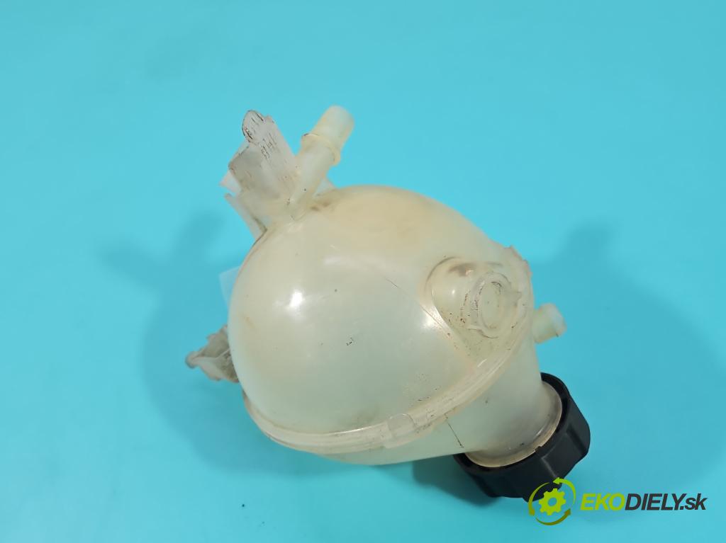 Citroen C3 III 2016-2024 1.2 12V 110 HP manual 81 kW 1199 cm3 5- Nádrž: kompenzačné: 9800777280