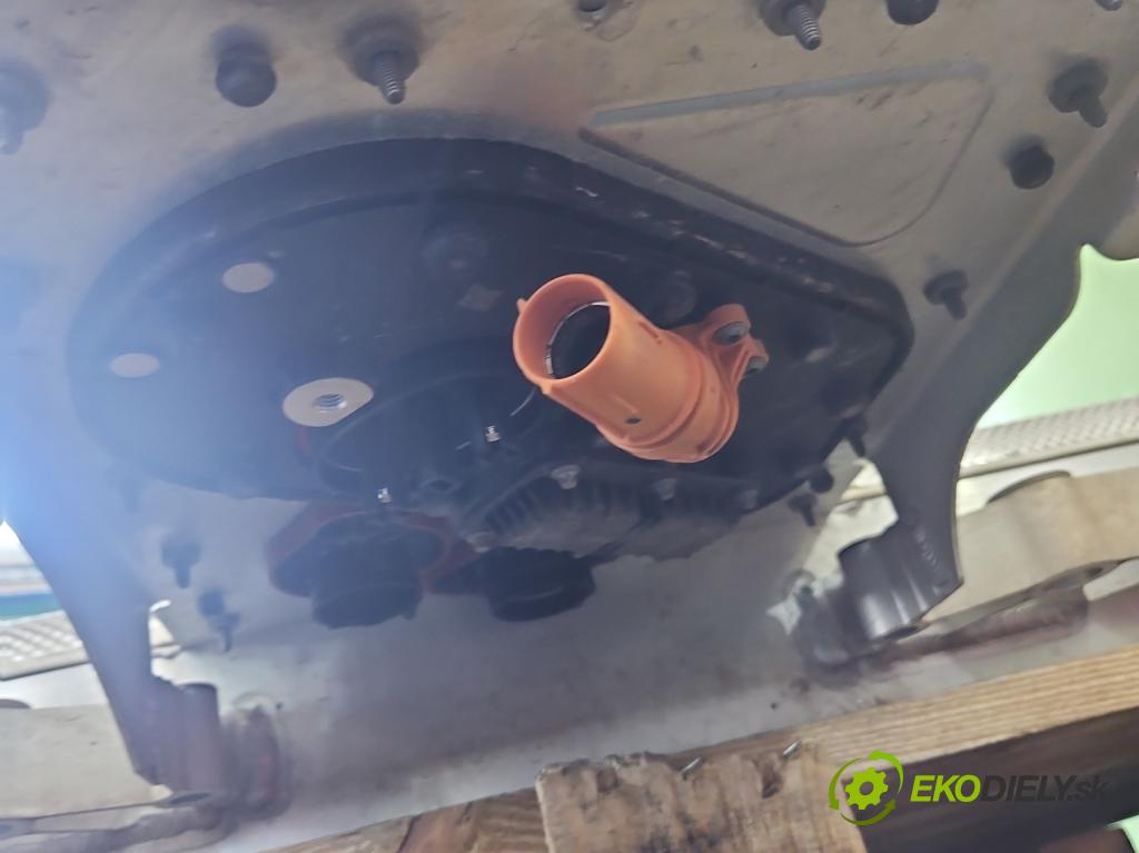 Bmw iX1 U11 0.0 elektrický: 272 hp automatic 200 kW 1 cm3 5- batéria 62517448