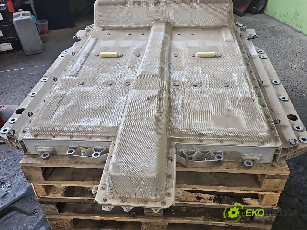 Bmw iX1 U11 0.0 elektrický: 272 hp automatic 200 kW 1 cm3 5- batéria 62517448