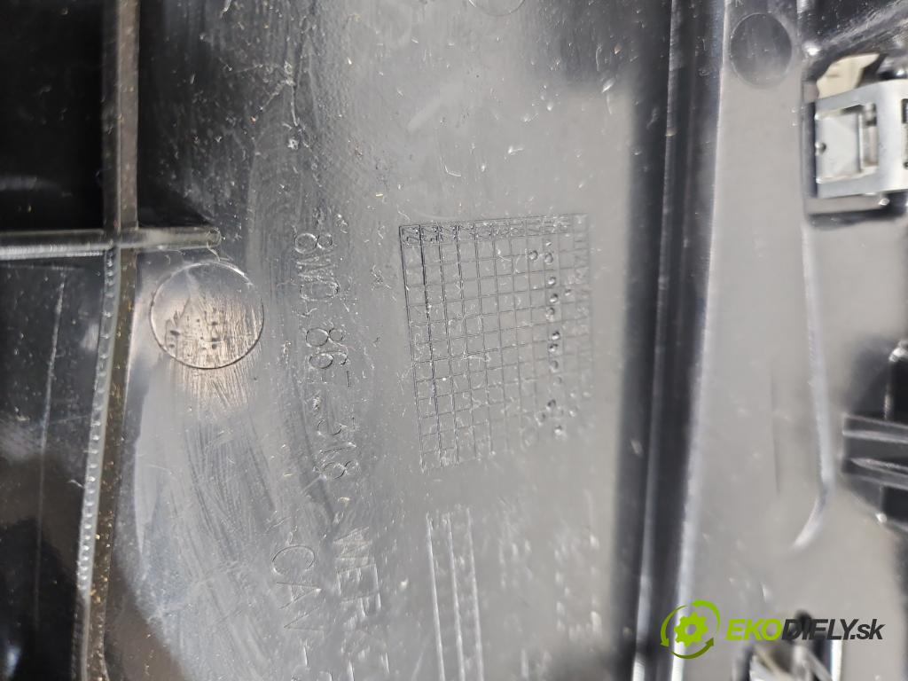 Audi A4 B9 2015-2024 2.0 TDI 190 HP automatic 140 kW 1968 cm3 5- Čalounictví: dvere zadné pravé 8W0867318