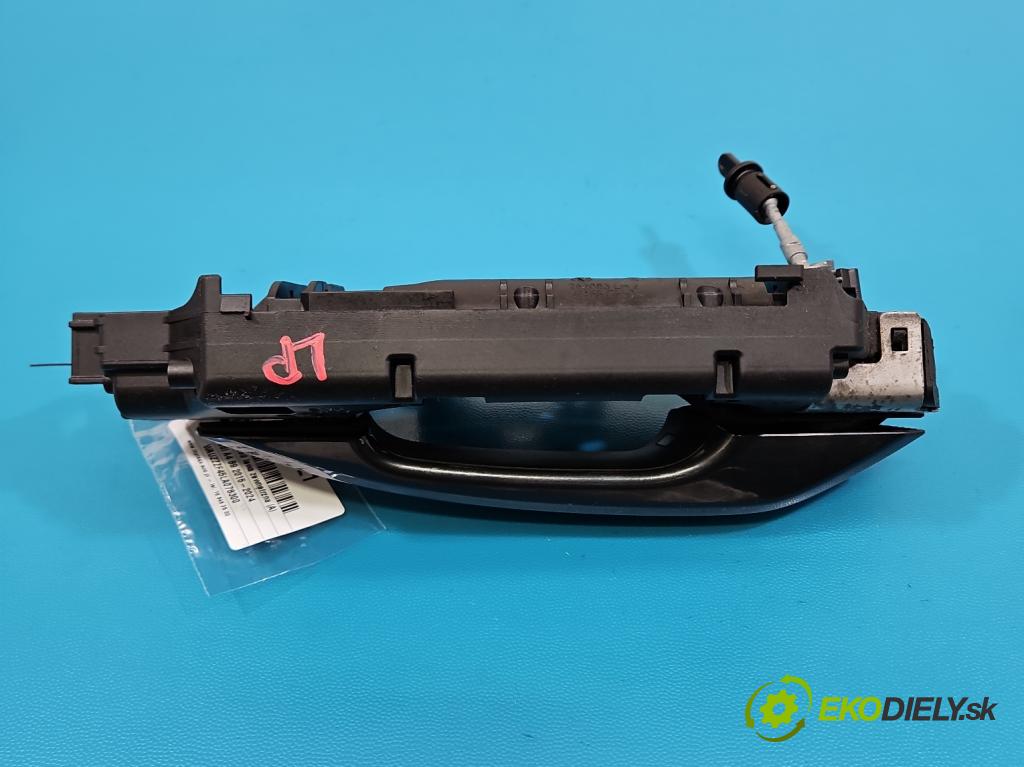 Audi A4 B9 2015-2024 2.0 TDI 190 HP automatic 140 kW 1968 cm3 5- rukoväť predné ľavé mimo: 8W01837811A (Kľučka dverí vonkajšia predná ľavá)