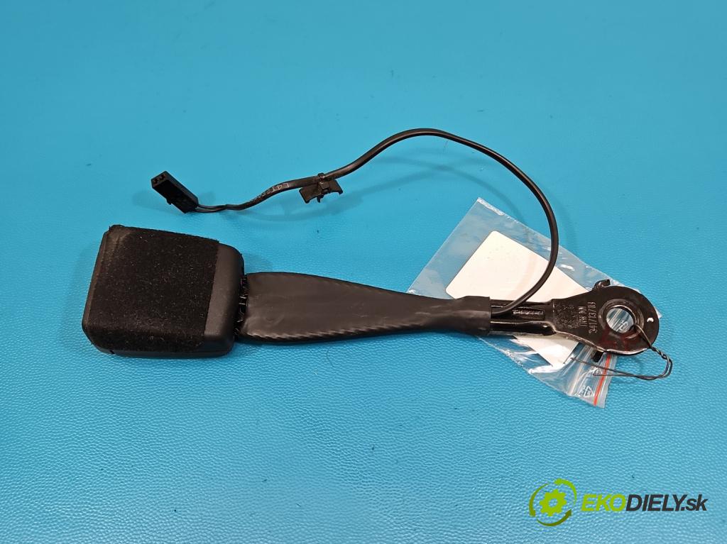 Audi A4 B9 2015-2024 2.0 TDI 190 HP automatic 140 kW 1968 cm3 5- pas bezpečnosť: predné ľavý 8W0857755