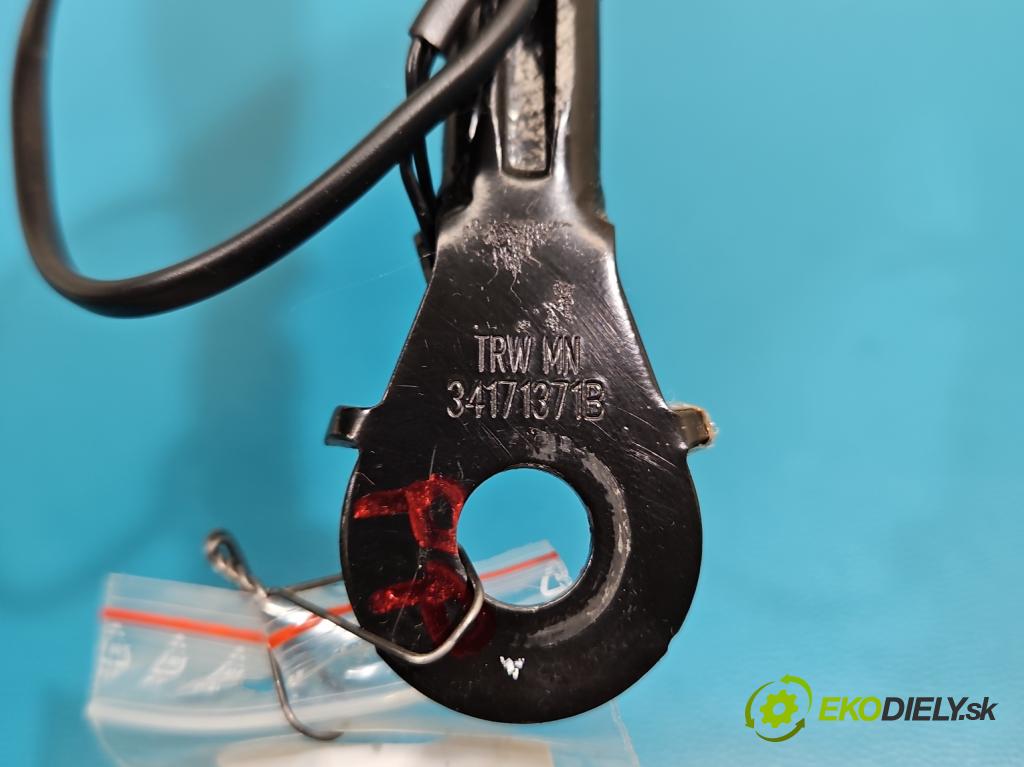 Audi A4 B9 2015-2024 2.0 TDI 190 HP automatic 140 kW 1968 cm3 5- pas bezpečnosť: predné pravý 8W0857755