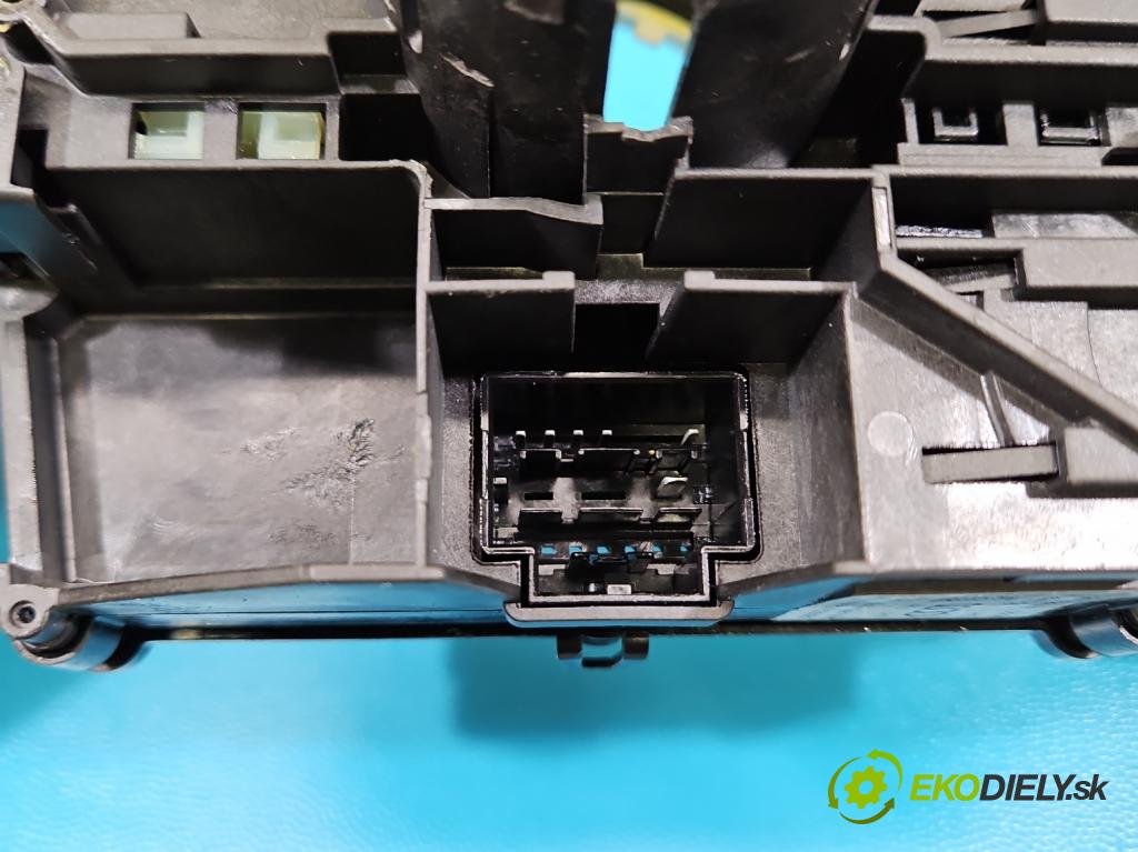 Audi A4 B9 2015-2024 2.0 TDI 190 hp automatic 140 kW 1968 cm3 5- Přepínač sdružený 4N0907129AB (Páčky pod volantem)