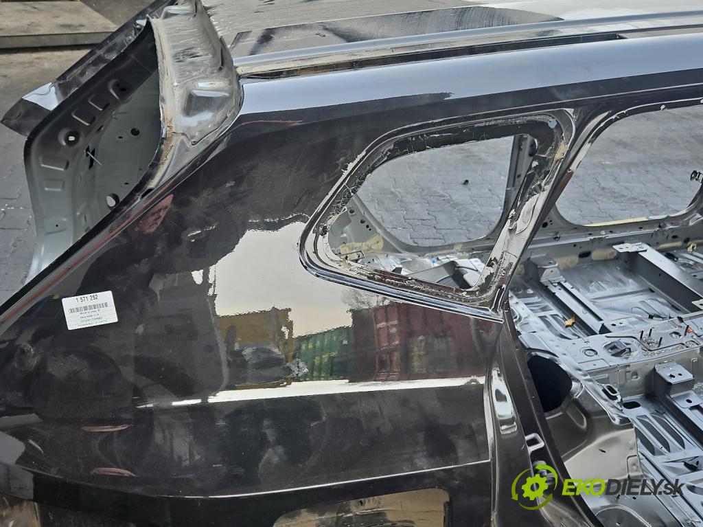 Dacia Duster III 24- 1.2 131 HP manual 96 kW 1199 cm3 5- blatník zadné pravý