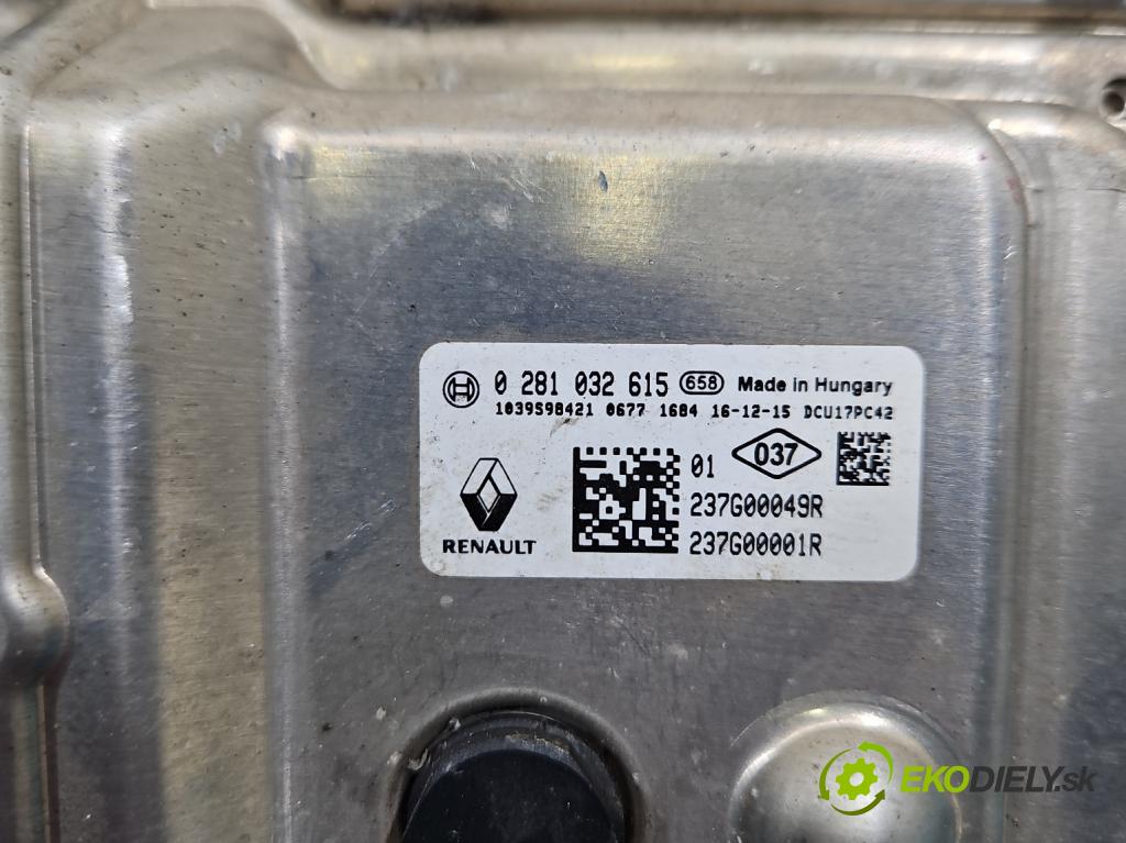 Renault Master III 2010-2024 2.3 dci 131 hp manual 96 kW 2299 cm3 5- řídící jednotka 0281032615