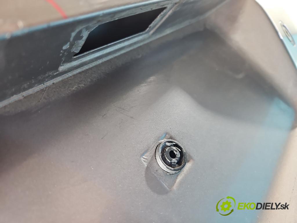 Bmw 5 E39 1996-2003 2.5 R6 170 HP automatic 125 kW 2494 cm3 4- zadna kufor  (Kapota zadná (kufor))