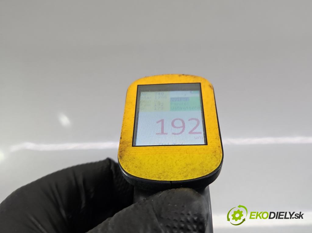 Bmw 5 E39 1996-2003 2.5 R6 170 HP automatic 125 kW 2494 cm3 4- zadna kufor  (Kapota zadná (kufor))