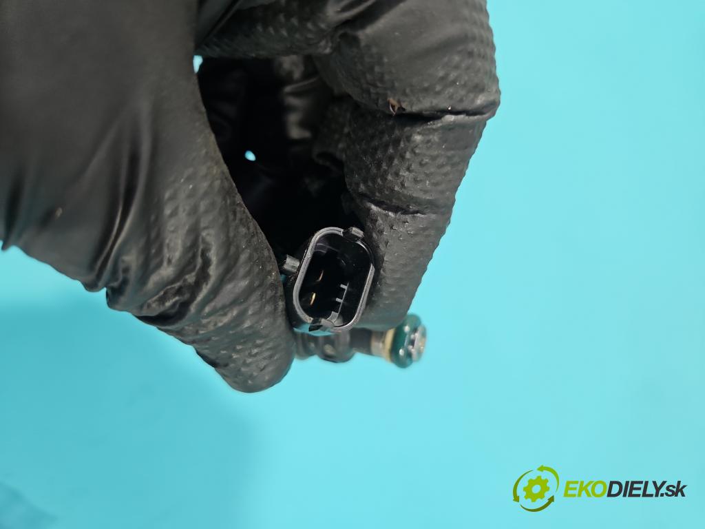 Peugeot 508 II 2018- 1.6 16V 181KM automatic 133 kW 1598 cm3 5- vstrek 0261500432 (Vstrekovač paliva)