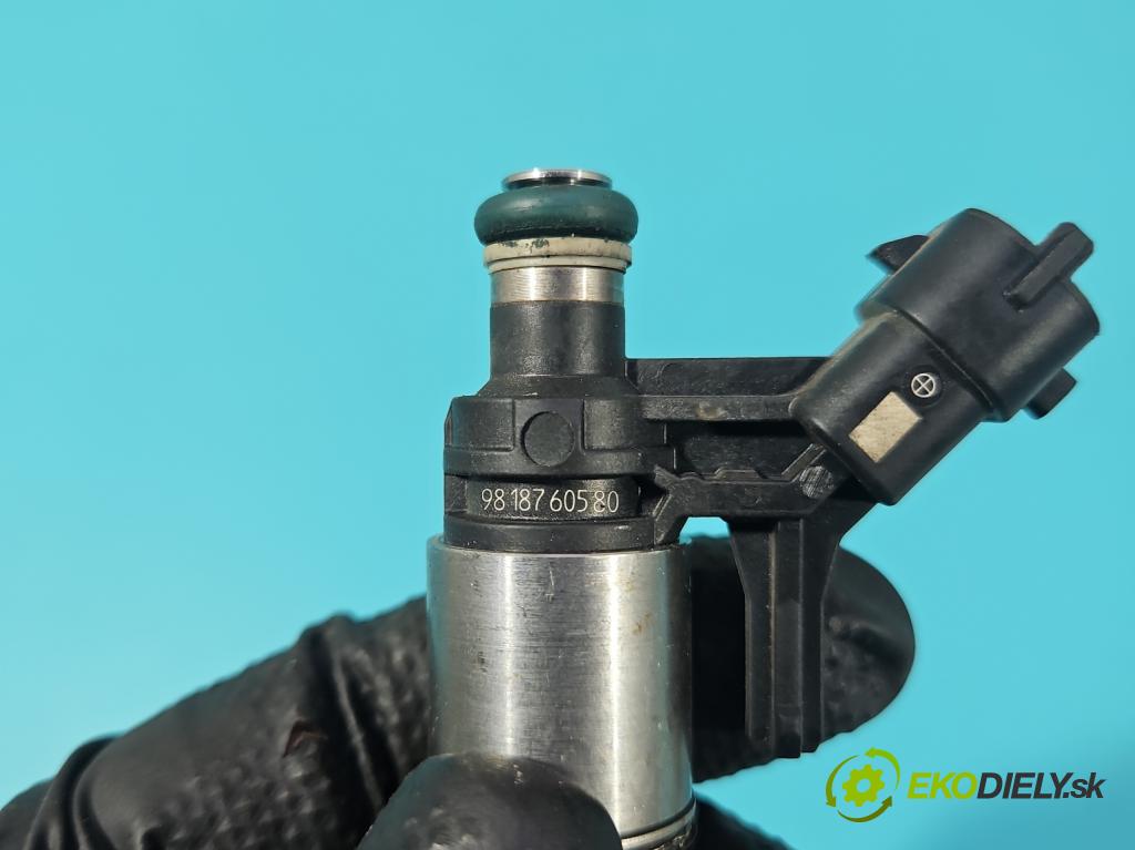 Peugeot 508 II 2018- 1.6 16V 181KM automatic 133 kW 1598 cm3 5- vstrek 0261500432 (Vstrekovač paliva)