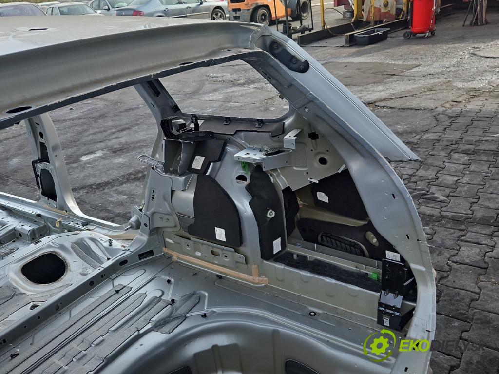 Vw Passat B8 2014 - 2.0 tdi 150 HP automatic 110 kW 1968 cm3 5- blatník zadné pravý