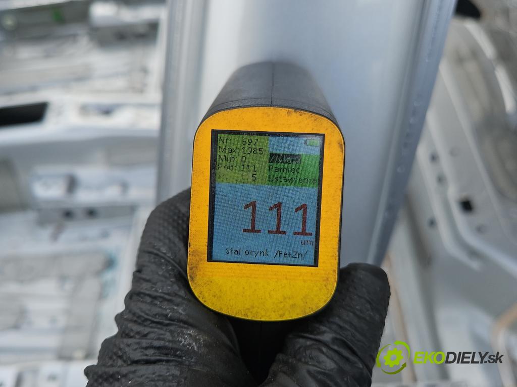 Vw Passat B8 2014 - 2.0 tdi 150 HP automatic 110 kW 1968 cm3 5- Práh: ľavý  (Karoséria ostatné)