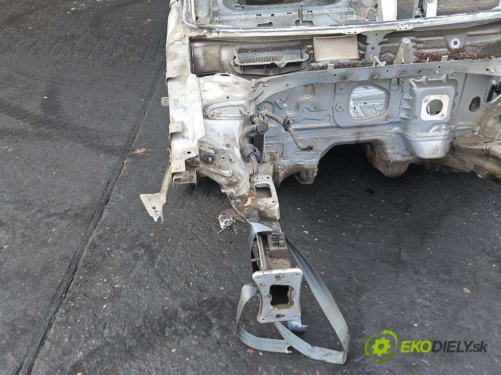 Vw Passat B8 2014 - 2.0 tdi 150 HP automatic 110 kW 1968 cm3 5- štvrťka pravé