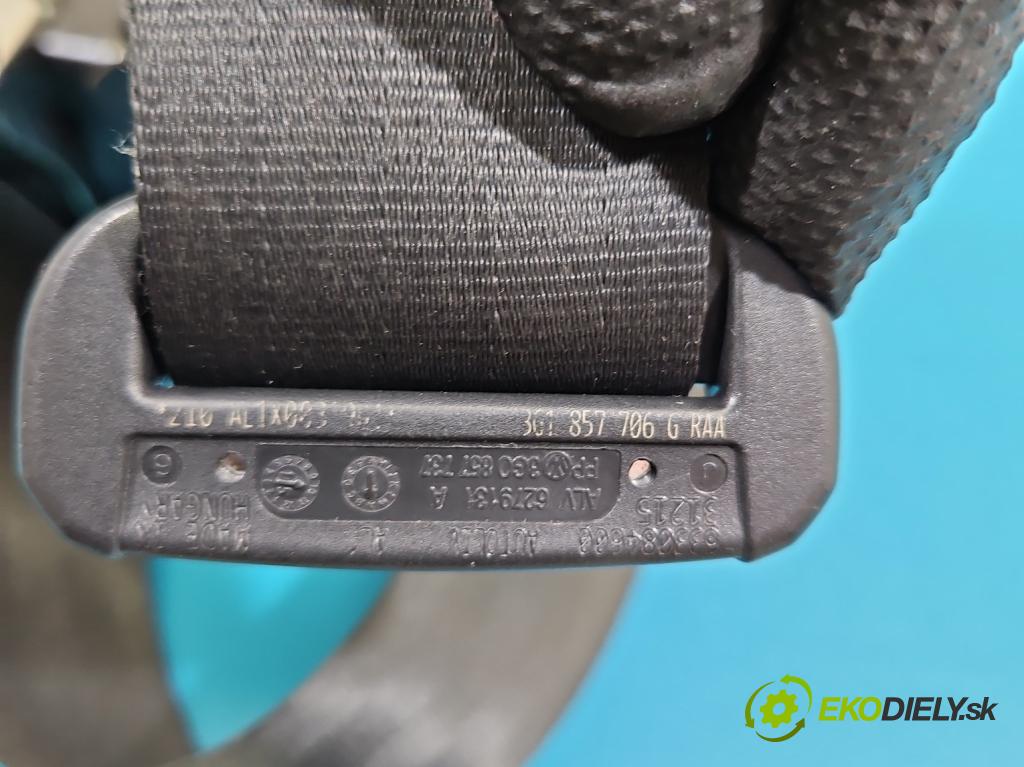 Vw Passat B8 2014 - 2.0 tdi 150 hp automatic 110 kW 1968 cm3 5- stěna bezpečnost přední pravý 631627100C