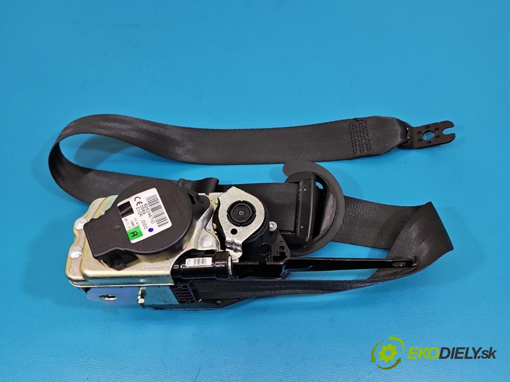 Vw Passat B8 2014 - 2.0 tdi 150 hp automatic 110 kW 1968 cm3 5- stěna bezpečnost přední pravý 631627100C