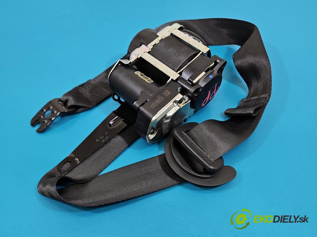 Vw Passat B8 2014 - 2.0 tdi 150 hp automatic 110 kW 1968 cm3 5- stěna bezpečnost přední pravý 631627100C