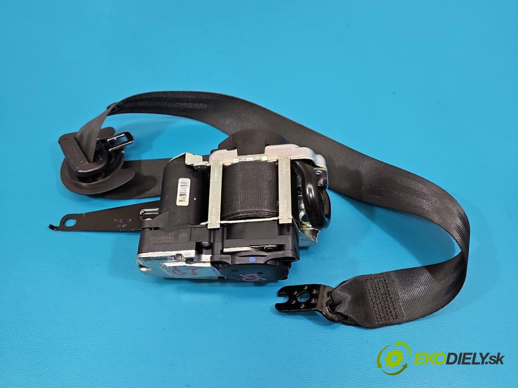 Vw Passat B8 2014 - 2.0 tdi 150 hp automatic 110 kW 1968 cm3 5- stěna bezpečnost přední pravý 631627100C